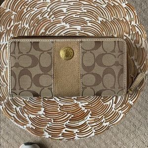 Coach wallet